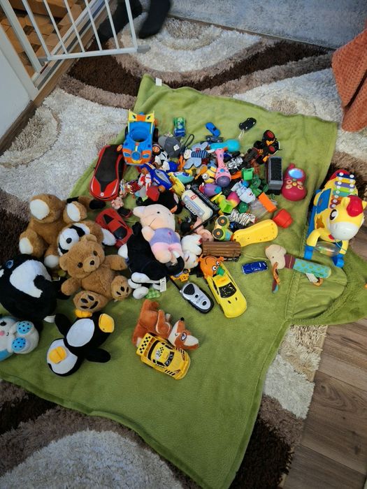 Jucarii lot stare foarte buna