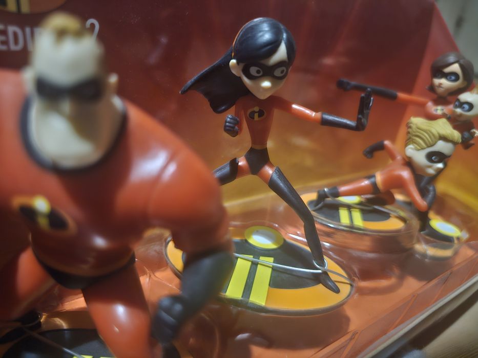 фигурки the incredibles 2