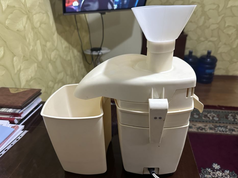 Соковыжималка СВСА 304