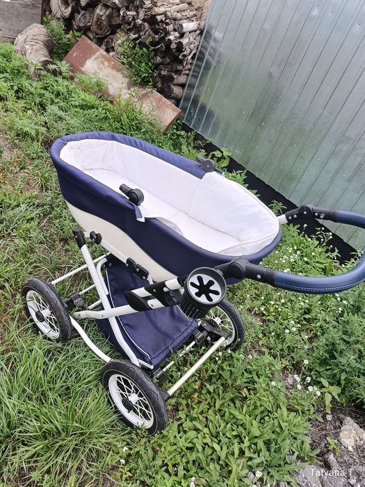 Продам детскую коляску