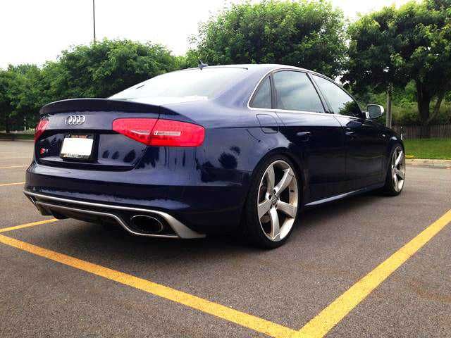 Difuzor bara spate fusta spoiler lip AUDIA4 B8 spectRS4 pt bara S-LINE