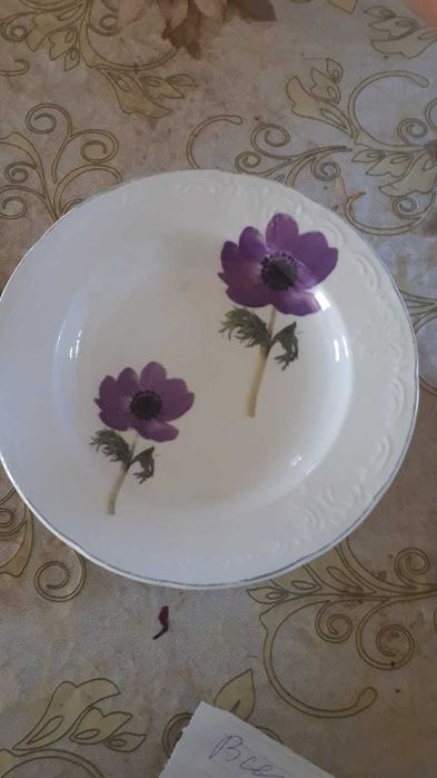 Блюда, тарелки, ваза, рюмки