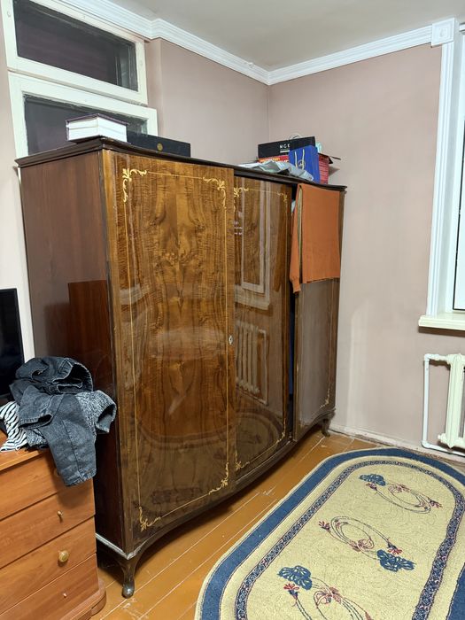 Шкаф из Ореха б/у