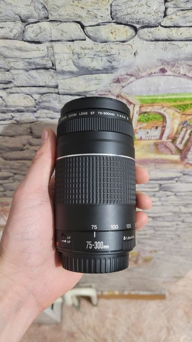 Продам объектив zoom lens ef 75-300mm