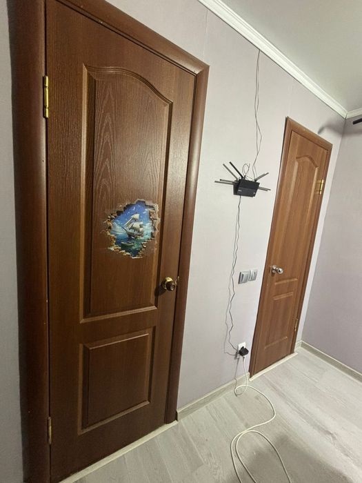 Даром, бесплатно двери в коплекте