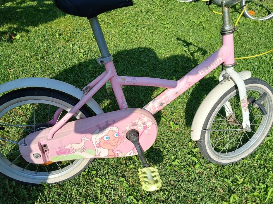 2 biciclete de vânzare, pentru fetițe