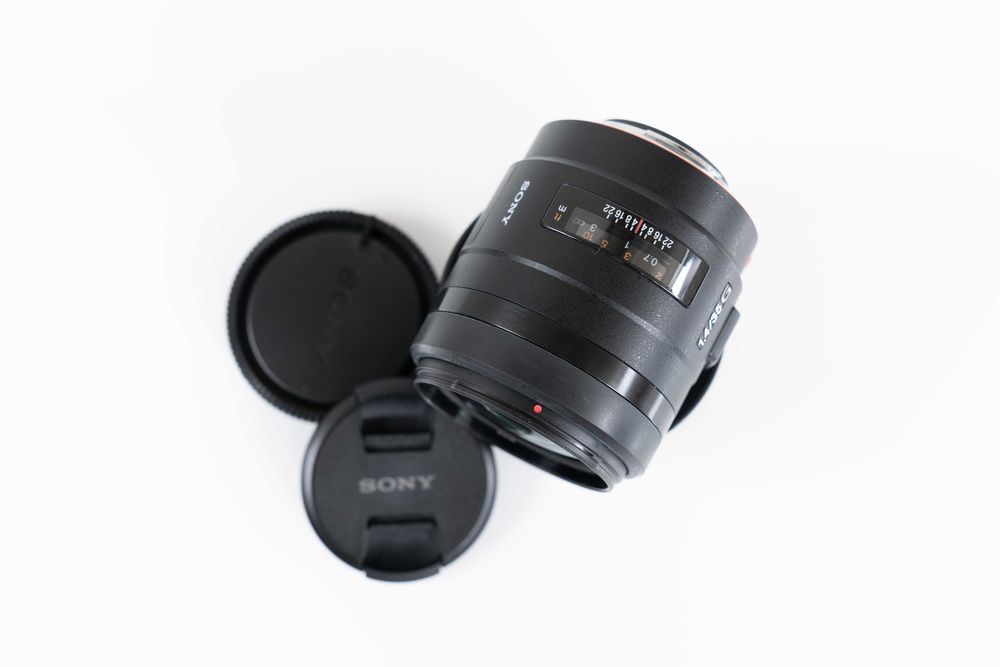 Обектив Sony SAL35F14G