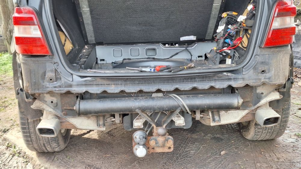 Теглич за Мерцедес МЛ w164