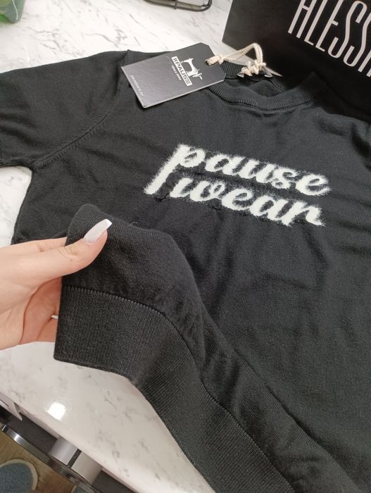 Нови дрехи Pause с етикет