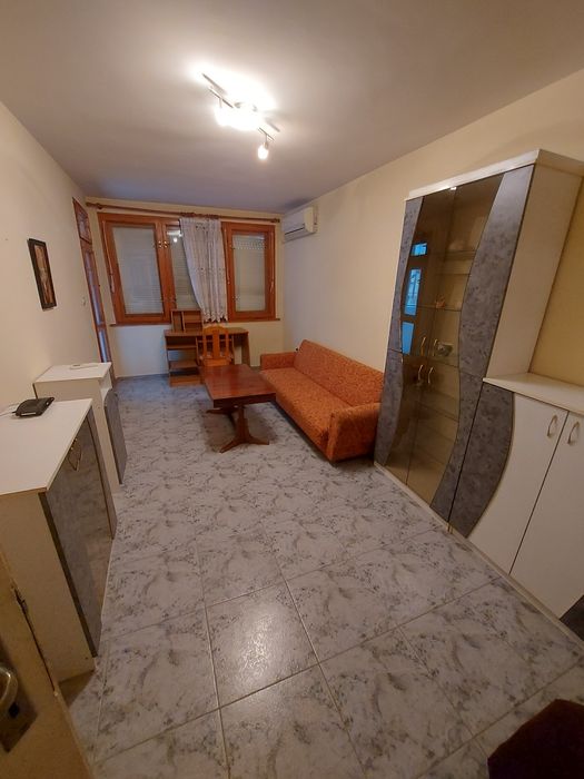 Тристаен апартамент в района на Чайка в град Стара Загора