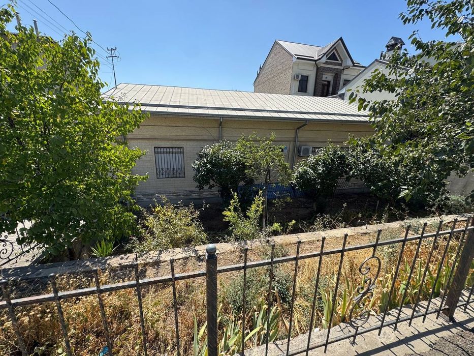 Продаётся свой дом  8 соток на Циолковского  М.Улугбекский  Олтинтепа