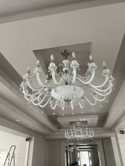 Люстры для зала 6шт