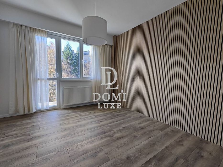 Продава се Тристаен апартамент в София, Борово - 90 кв.м за 2456 €/кв.м - Снимка #3