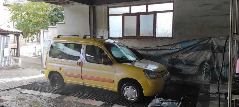 Берлинго 1.4 Газ - бензин  2008г. Клима