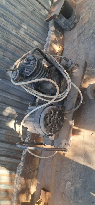 Kompressor sotiladi katta