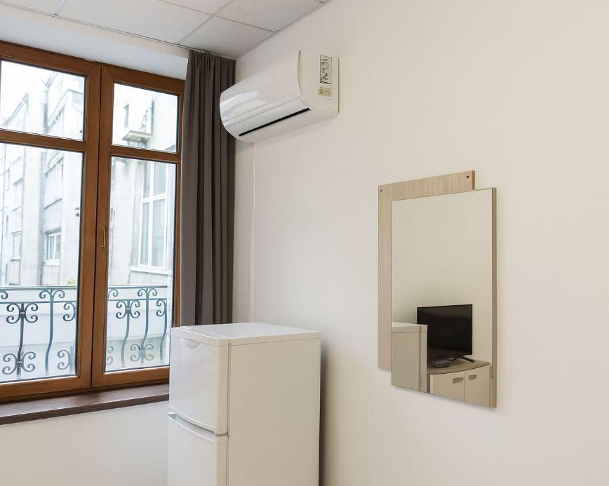 Дава се под наем Едностаен апартамент в Варна, ЖП Гара - 45 кв.м за 375 € - Снимка #4