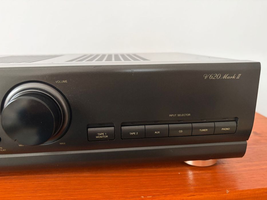 Technics  SU V 620 M2