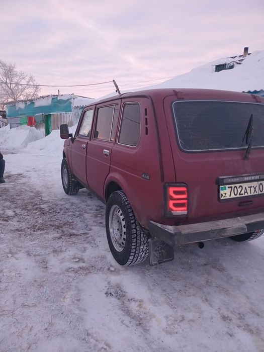 Продам машину нива