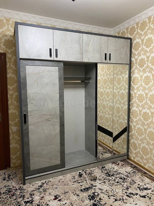 Скидка. Шкаф купе антресоль 207 большой