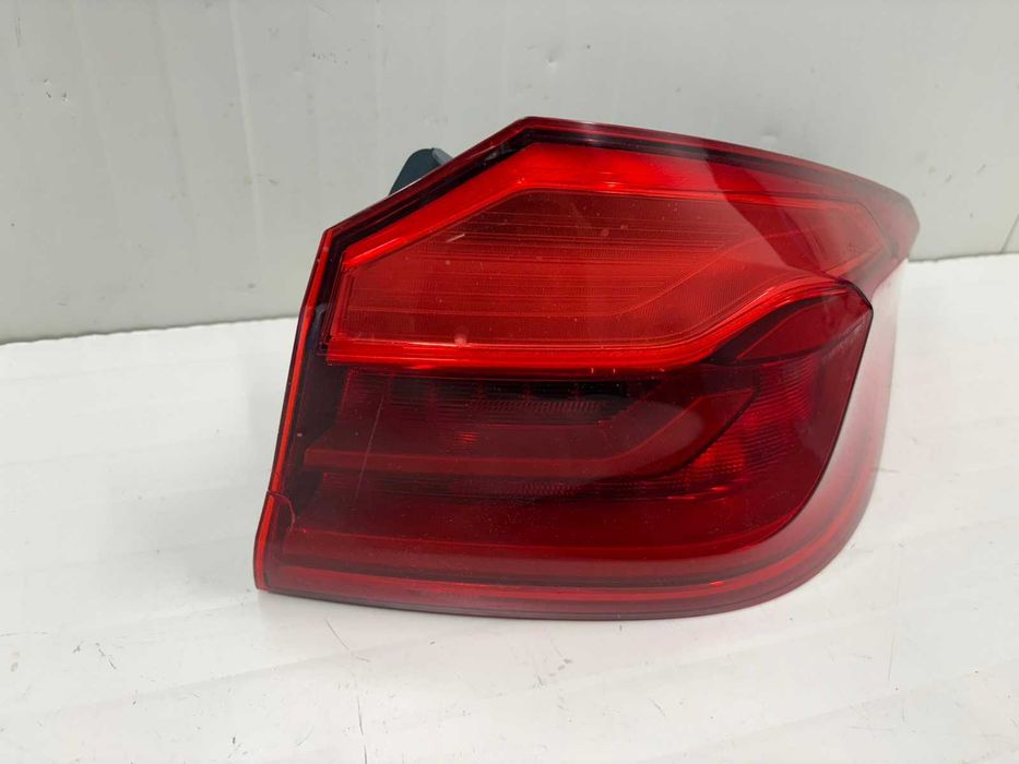 Десен външен стоп БМВ 5 Г30 BMW G30