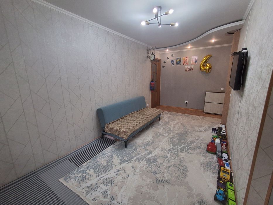 Продам 2 комн квартиру