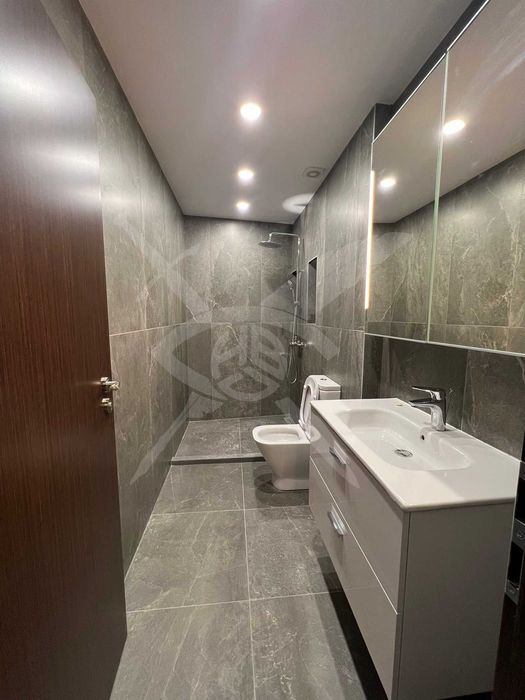 Продава се Тристаен апартамент в Варна, Трошево - 125 кв.м за 2400 €/кв.м - Снимка #4