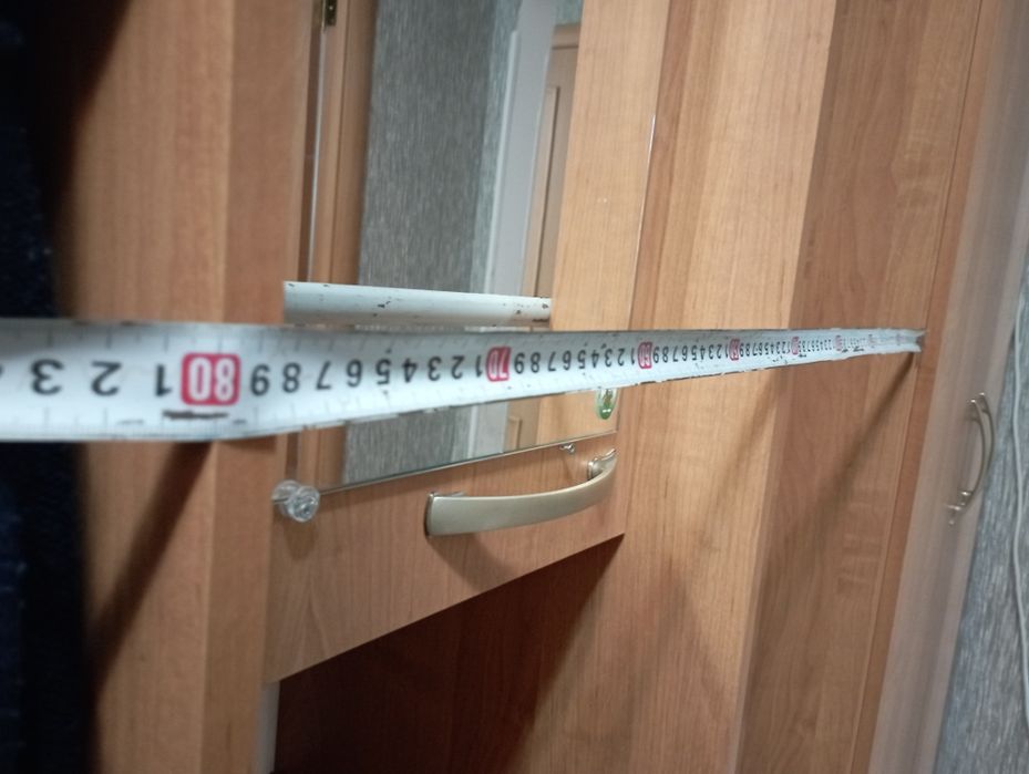 Продам шкаф для прихожей