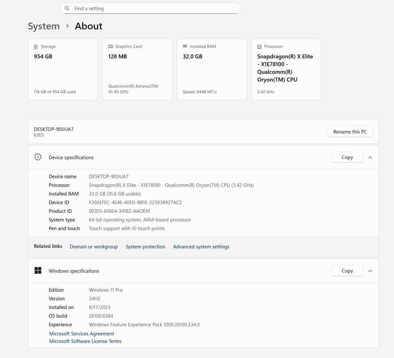Laptop ultraportabil Lenovo Yoga Slim 7 14Q8X9 / 32GB RAM / 1TB SSD