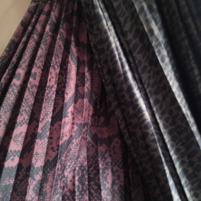 Поли солей и плисе средна дължина