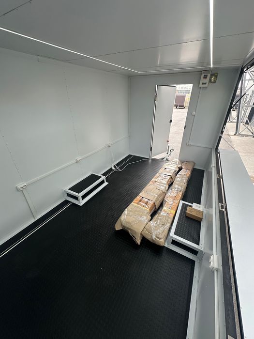 Каравана за Бързо Хранене Търговска