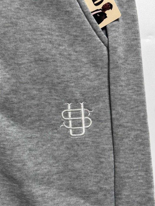 Штаны серые широкие Suvene