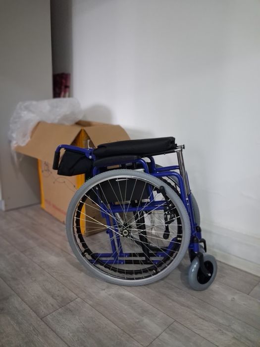 Инвалидная коляска