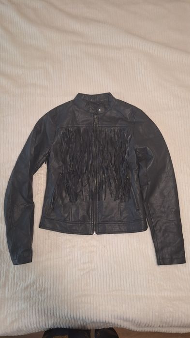 Черно кожено яке с ресни