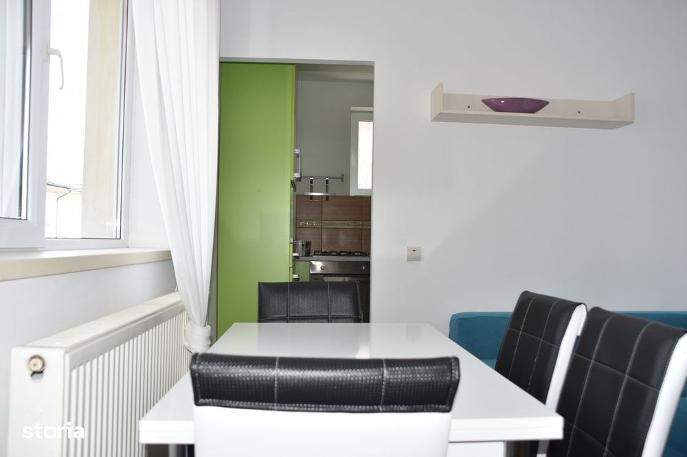 Apartament 3 camere la vilă cu grădină, aproape de metrou, proprietar