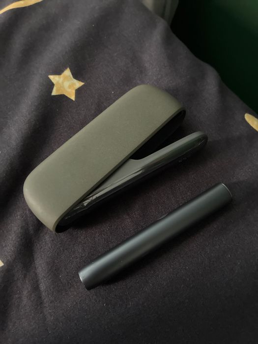 Iqos Iluma  nou tinut in cutie
