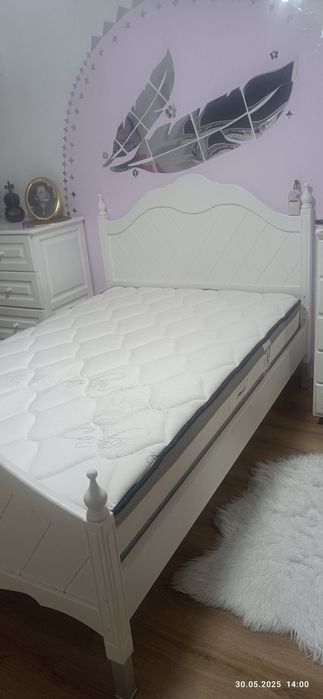 Луксозно легло с  матрак