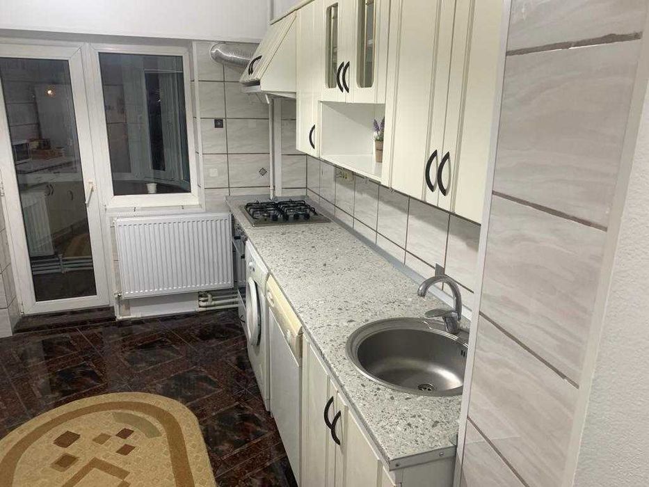 Inchiriez apartament 3 camere ultracentral