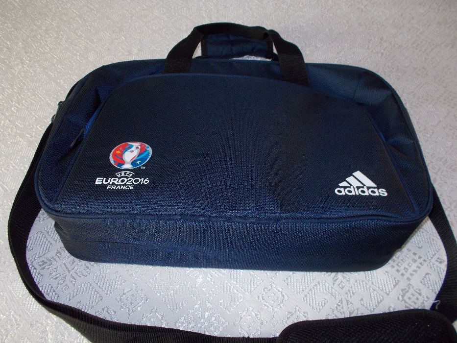 Спортна фанелка Адидас