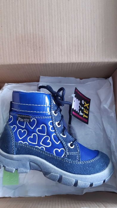 Нови ботушkи N25