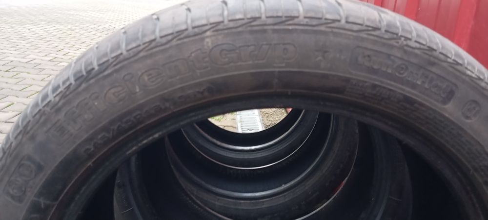 Vând cauciucuri runflat