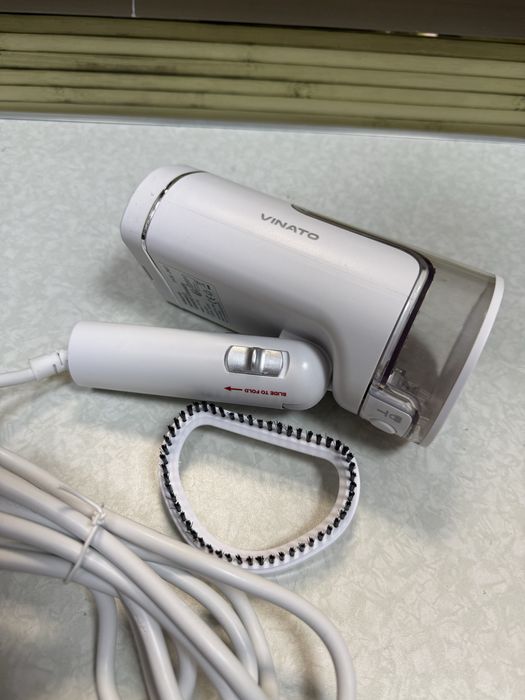 Уред за гладене с пара Vinato (YF-198) 1500W