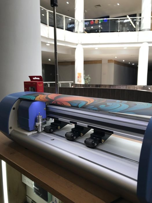 Продается плоттер Forward для установки плёнки на смартфоны и планшеты