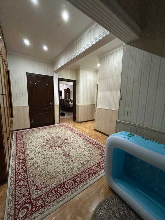 Продается 5 ти комнатная квартира, Район Сергели 5, метро 2я станция