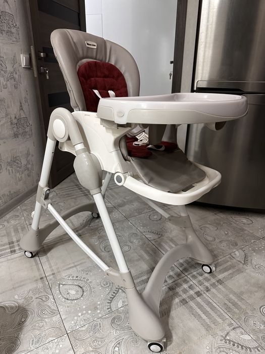 Детский стульчик для кормления