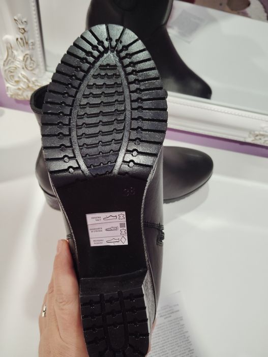 Естествена кожа-нови боти ,,Кавалер"38 номер