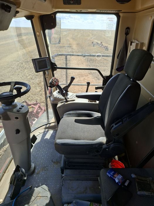 Комбайн Есиль 740