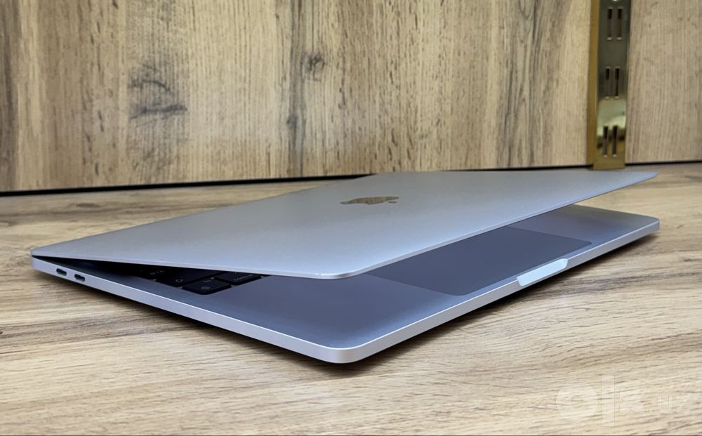 MacBook Pro M1 8/1TB 95%