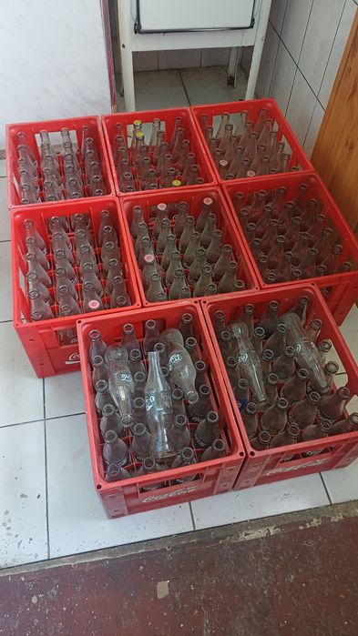 Coca-Cola shisha butilkalari yashigi bilan (197 dona)