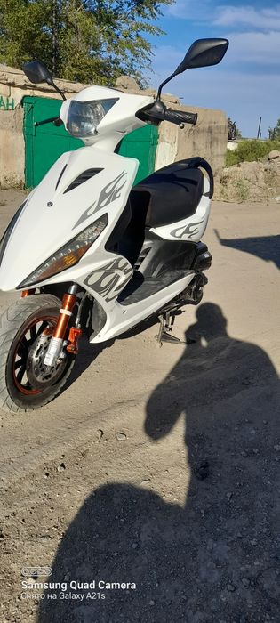 Продам скутер corsa  125 куб