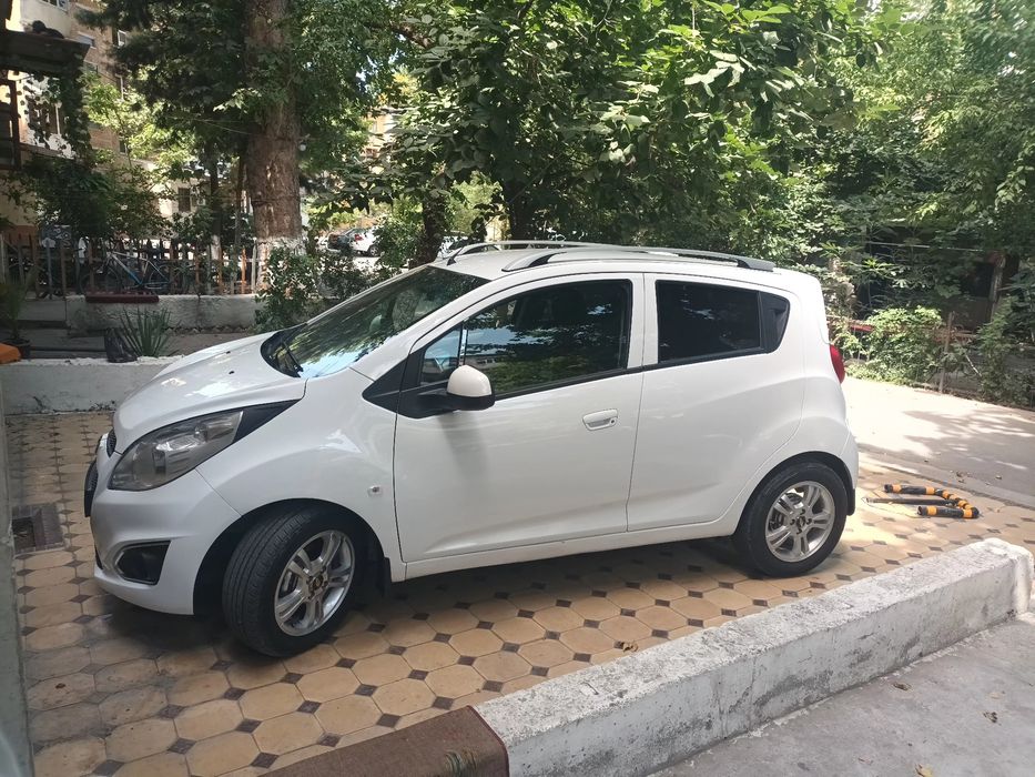Spark avtomat karobka rangi oq  mator hadavoy zor